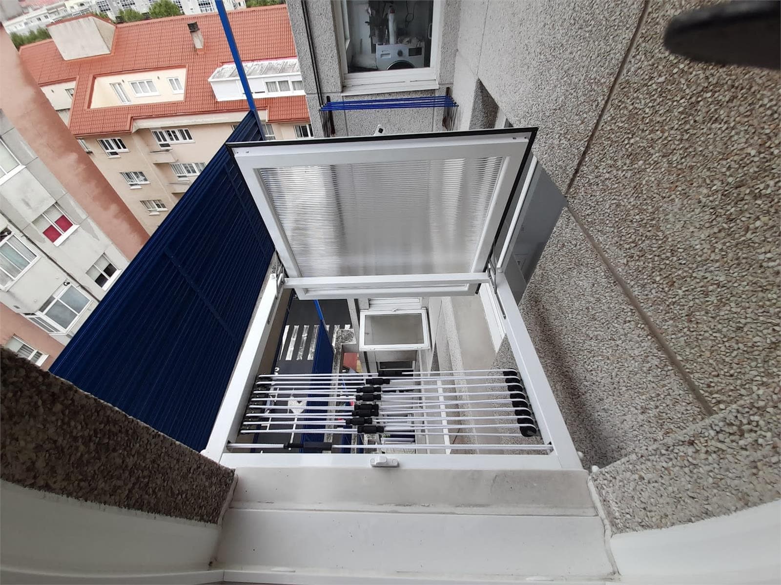 TENDEDEROS EXTERIOR (Tendederos, tendales y cubretendales – Tendalplus en A  Coruña)