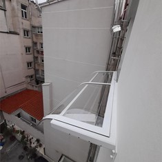 tendedero de exterior curvo con tapa transparente